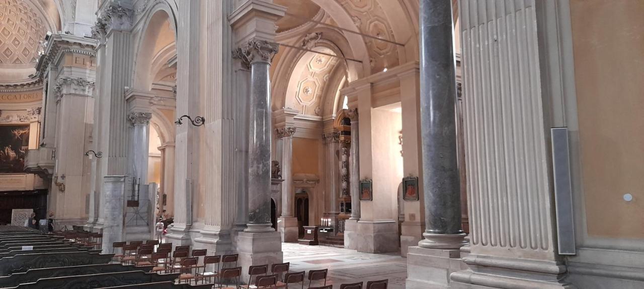 Corte Cavour. Una Mansarda Nel Cuore Della Citta Ravenna Exterior foto